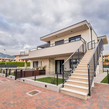 Appartamento Apartmentsgarda - I Fiori D'ulivo Garda (Verona)