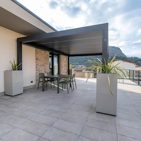 Apartmentsgarda - I Fiori D'ulivo * Garda (Verona)